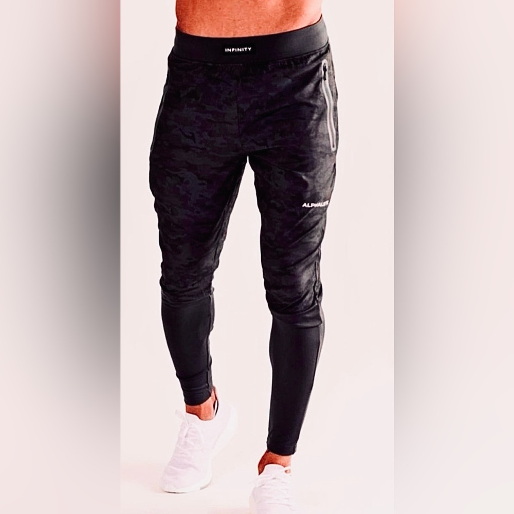 Alphalete Athletics Infinity Tech Pants black camo size XS